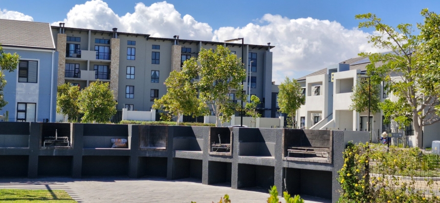 To Let  Bedroom Property for Rent in Burgundy Estate Western Cape